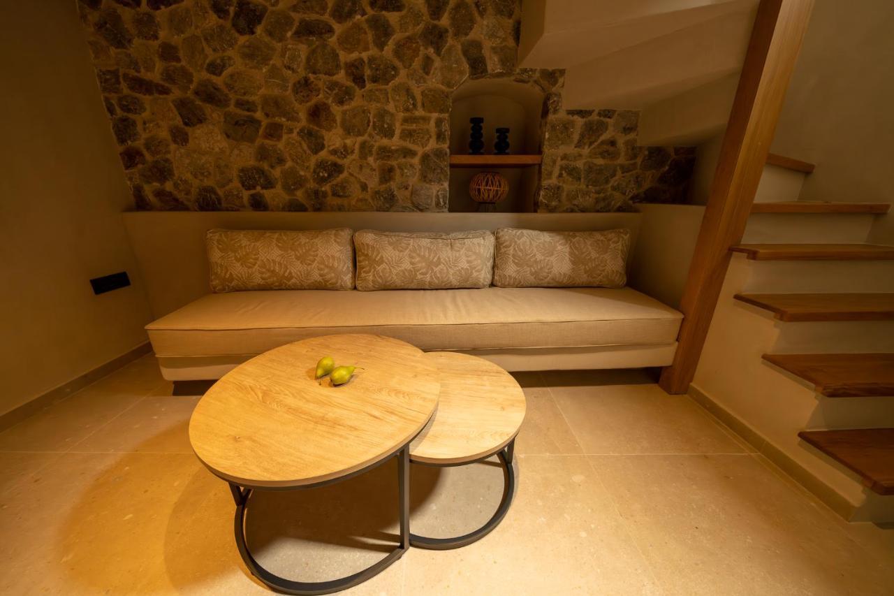 Alaya Suites Pyrgos Kallistis ภายนอก รูปภาพ